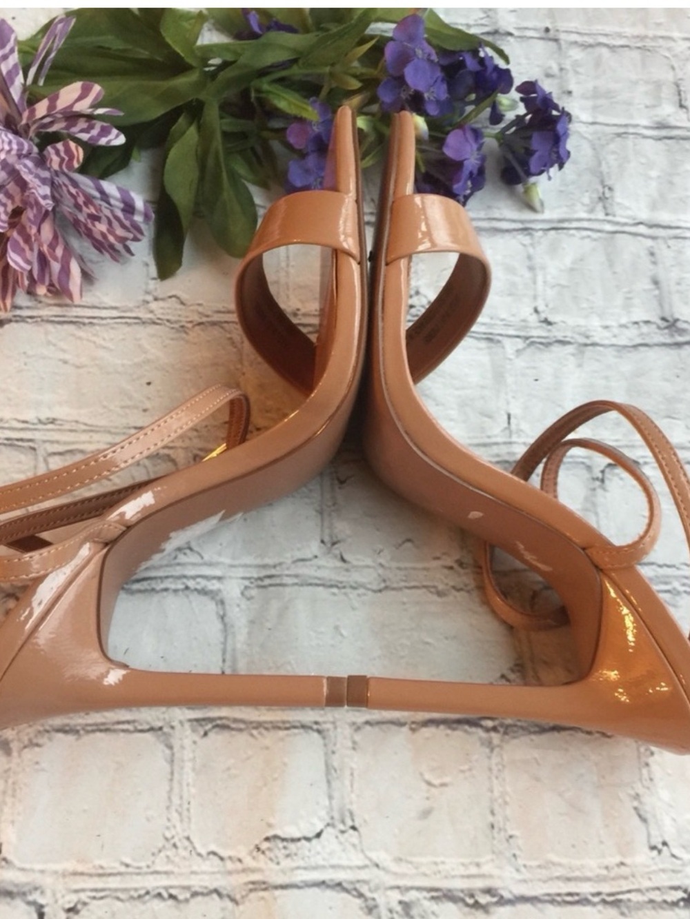 ASOS NALA BARELY THERE patent leather strap heeled sandals
HEELED SANDALS - Picture 5 of 6